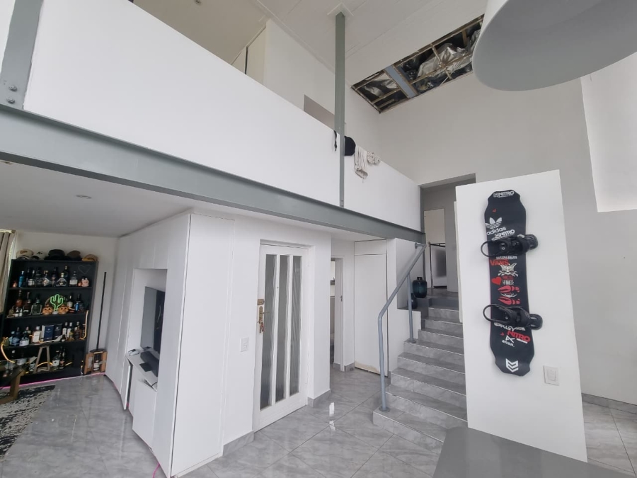 To Let 2 Bedroom Property for Rent in Tamboerskloof Western Cape